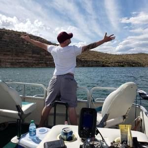 Meet your Posher, Shane